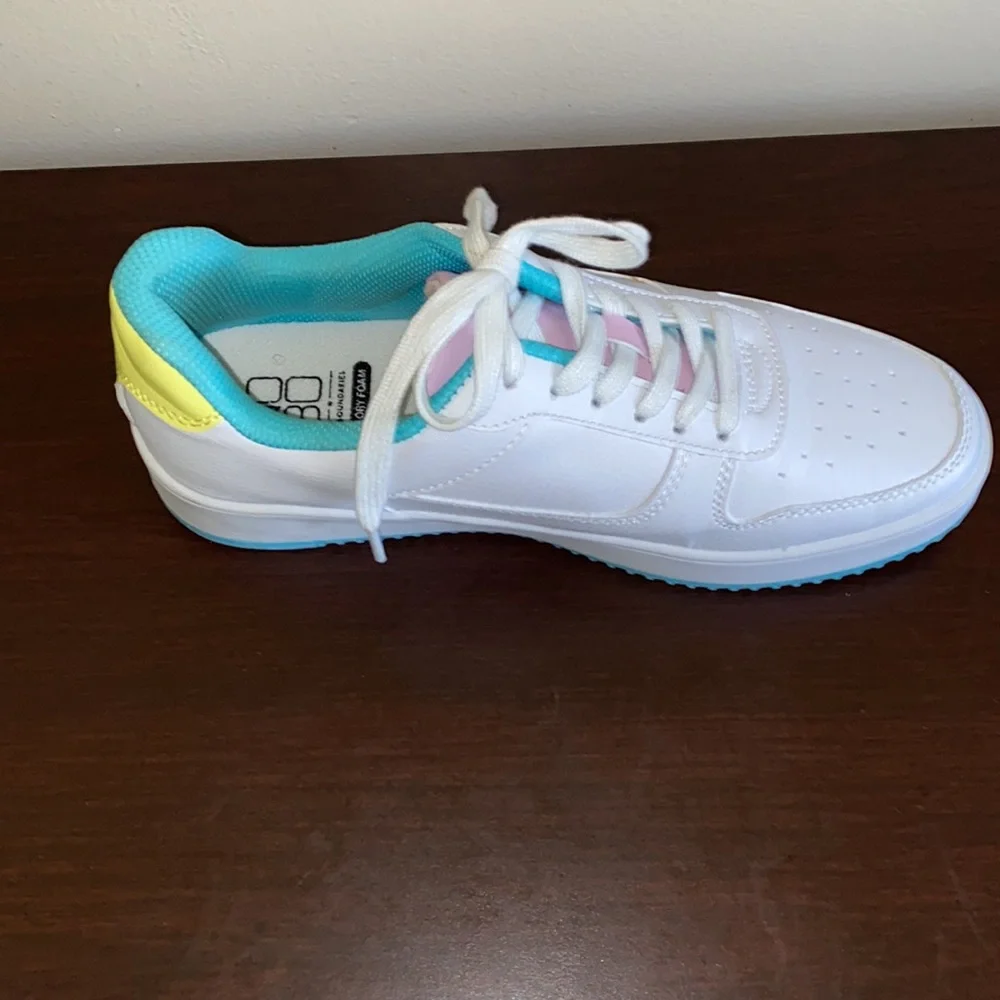No Boundaries trendy, platform women’s Casual Sneakers white, pink, blue, yellow - Picture 6 of 9